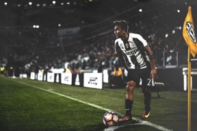 爱游戏中国官方登录入口网站-沃尔夫斯堡节奏掌控更胜一筹，沃尔夫斯堡视频