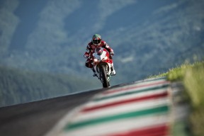 爱游戏平台-中国足球社会影响力提升策略，中国足球社会影响力提升策略研究